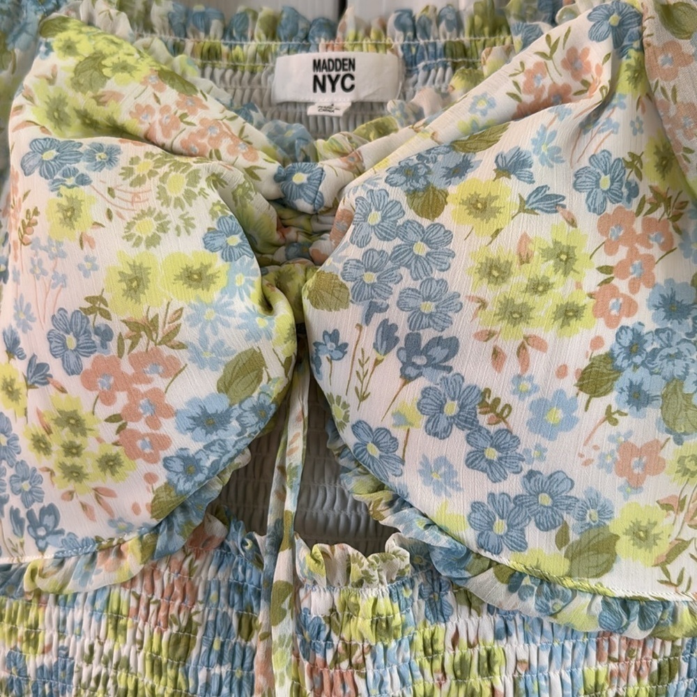 Madden NYC Floral Puff Sleeve Smocked Cottagecore Fairy Dress size Large - Picture 4 of 6